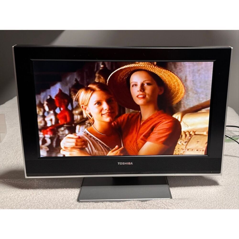 Y2K TOSHIBA 20HL67 LCD 20" FLATSCREEN TV - HDMI